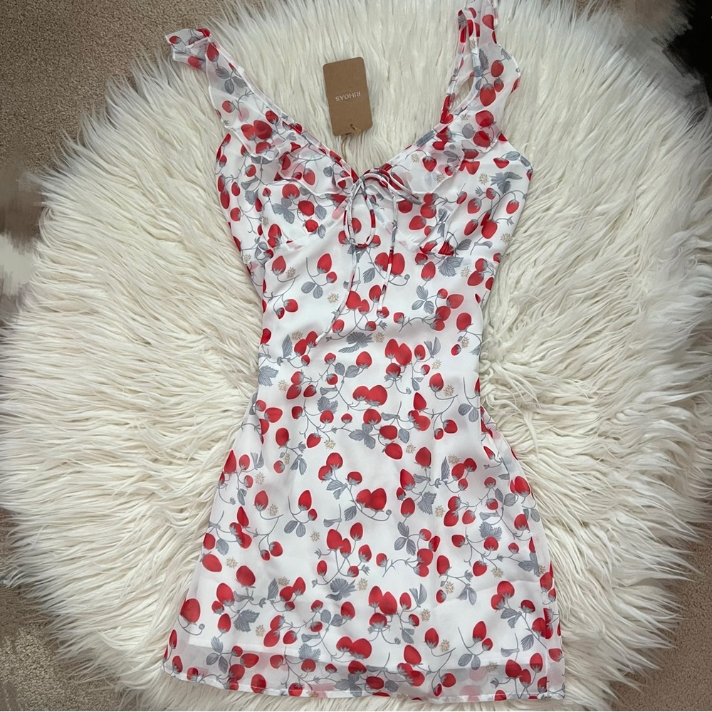 Rihoas strawberry ruffle summer dress size xsmall